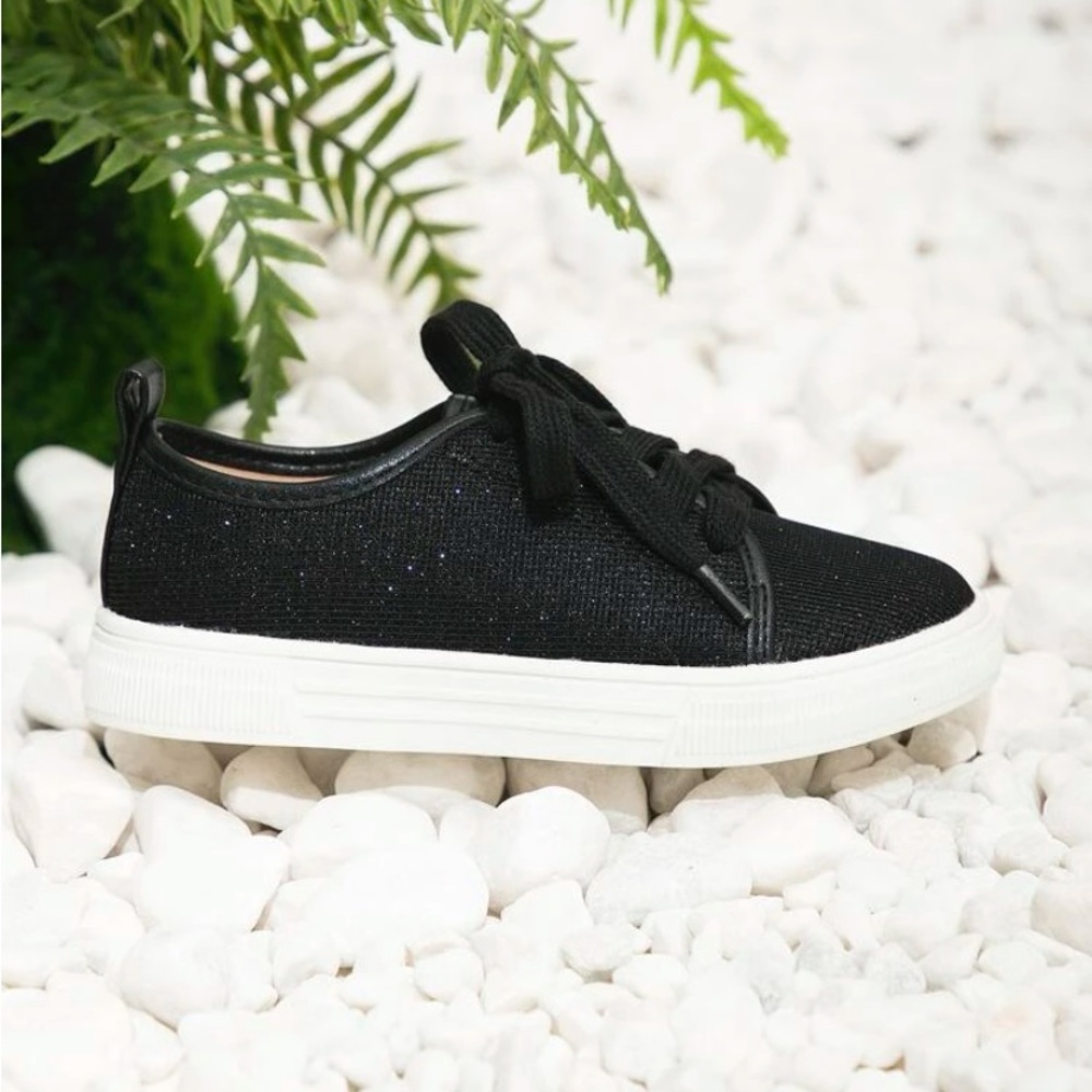 2 PAIRS, BRAND NEW‼️‼️ GIRLS SNEAKERS - Picture 4 of 4